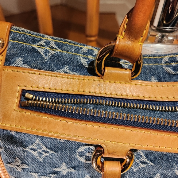 Louis Vuitton Monogram Denim Flat Shopper Tote -Authentic - Picture 6 of 10
